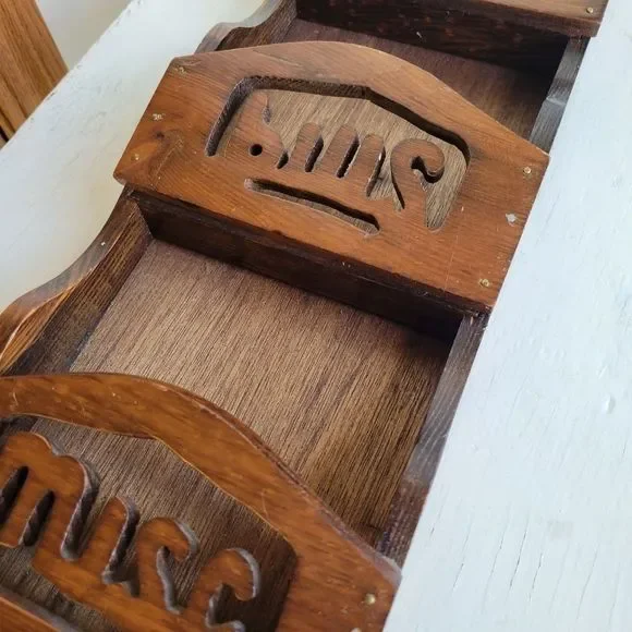 🇨🇦 Vintage 70s Wooden Letter Holder Wall Mount - Picture 5 of 9